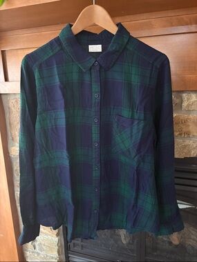 Abound Green and Navy Plaid Button-Up Shirt Sz XL Like New